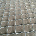 4 '9 "X49' 2" Green Galvanized Chain-Link Mesh Cere